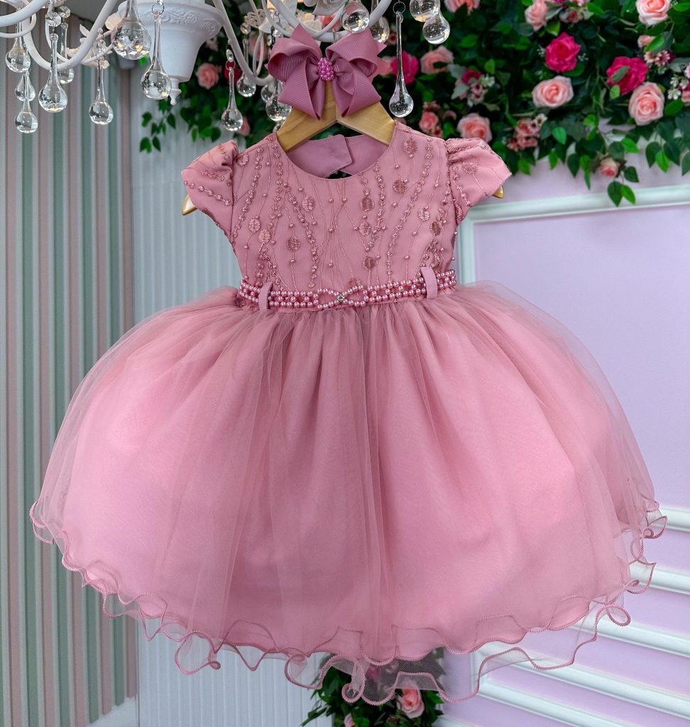 Vestido Menina Bonita Bianca Peito Perolas Rose